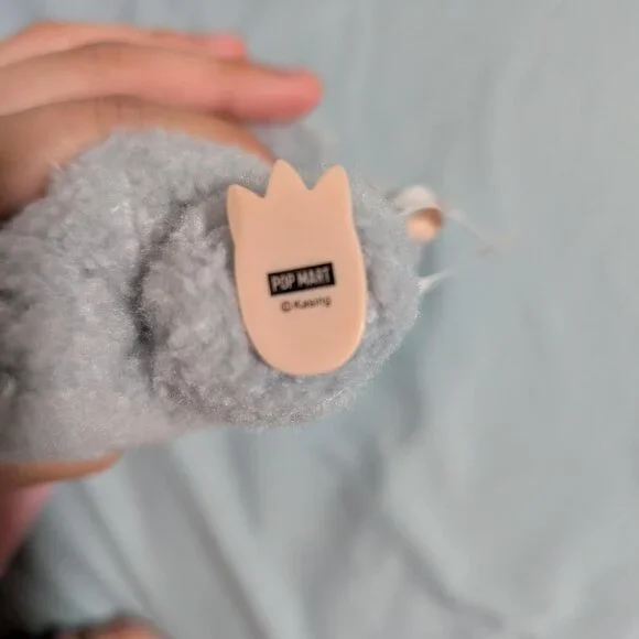 Exciting Macaron Labubu - sea salt coconut - Picture 5 of 6